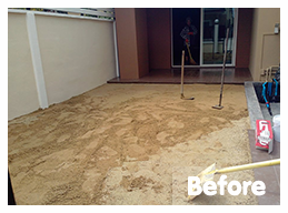 ก่อนติดตั้ง</br>สถ​านที่ติดตั้งหญ้าเทียม : รังสิต</br>ชนิดของหญ้าเทียม : YTT-25