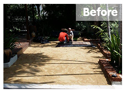 ก่อนติดตั้ง</br>สถ​านที่ติดตั้งหญ้าเทียม : รามคำแหง</br>ชนิดของหญ้าเทียม : YTT-25